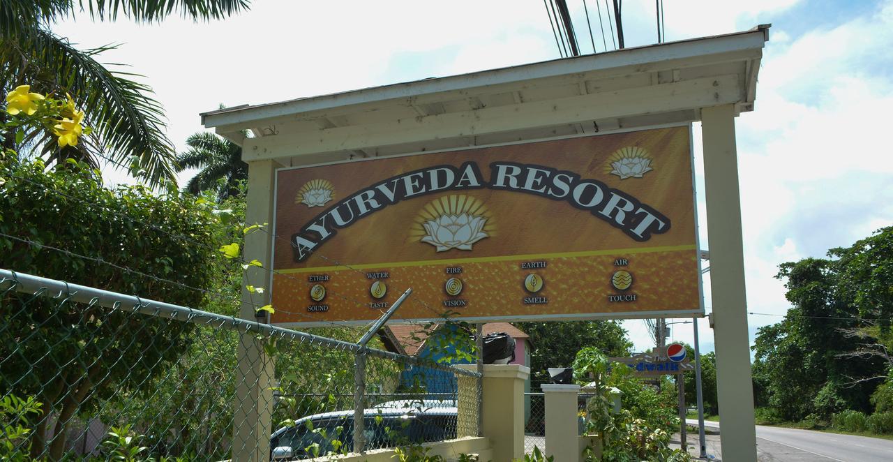 Ayurveda Resort 네그릴 외부 사진